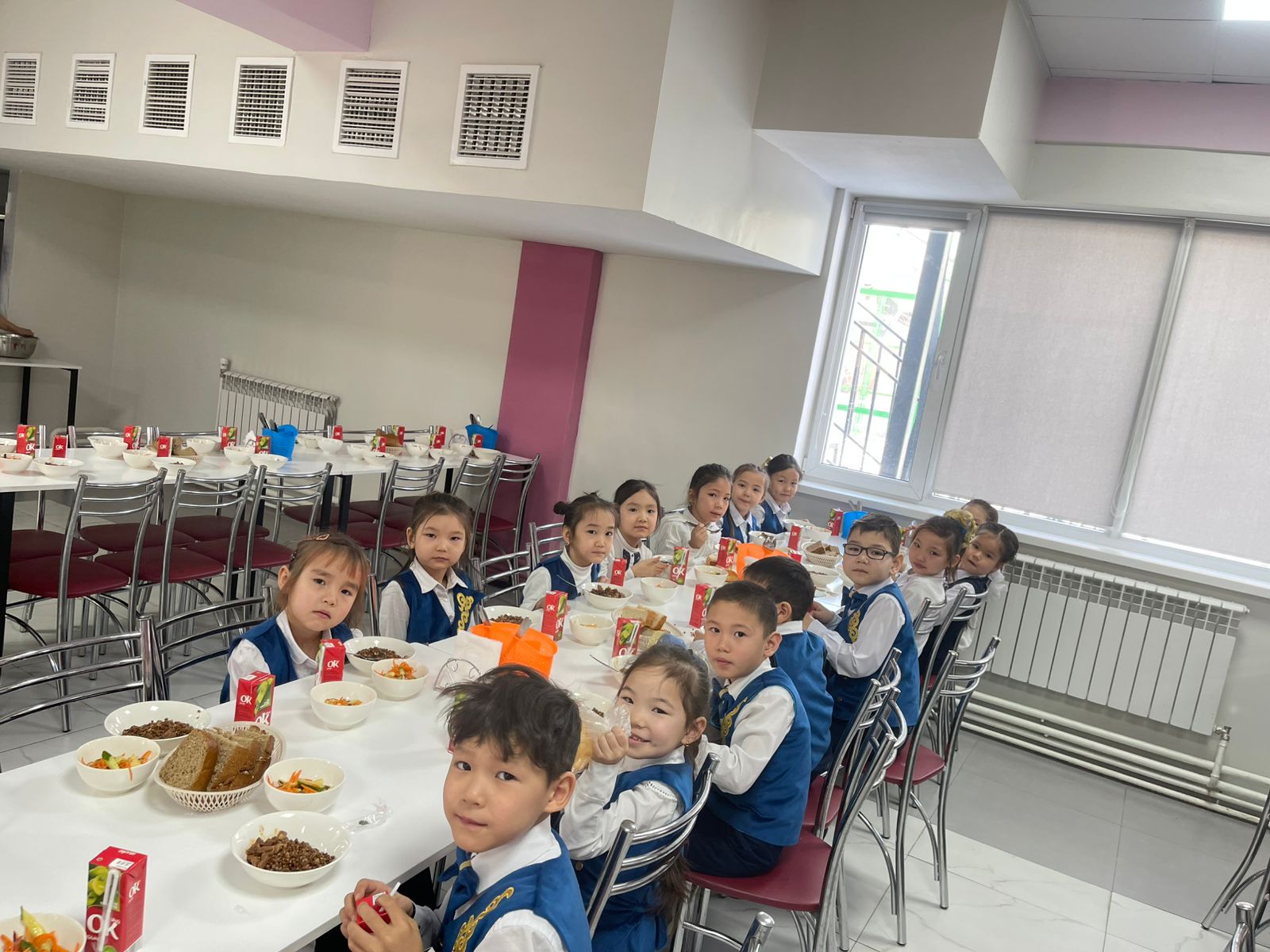 Сәрсенбілік асхана тағамдары, ас мәзірі